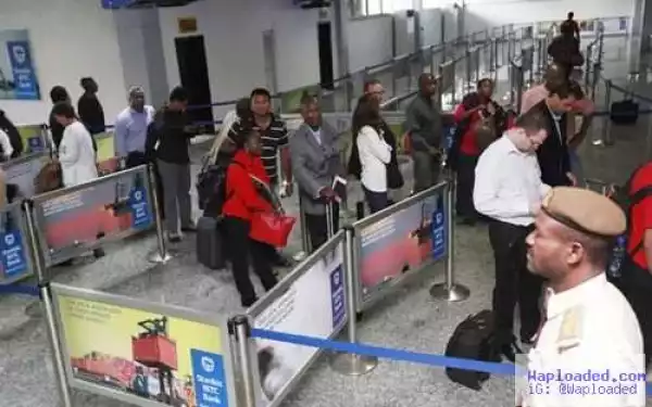 Exposed: Two Customs Officers Filmed Demanding Bribes at Port Harcourt Airport (Watch)